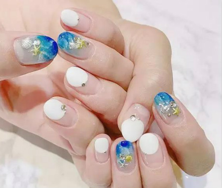 婚礼小心机|TOK教你根据婚礼主题，对美甲“指手画脚”